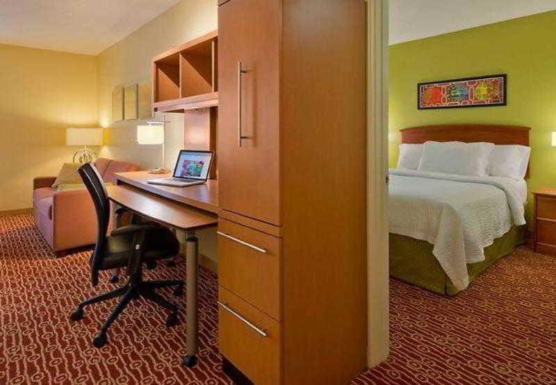 Towneplace Suites By Marriott Findlay Exterior photo