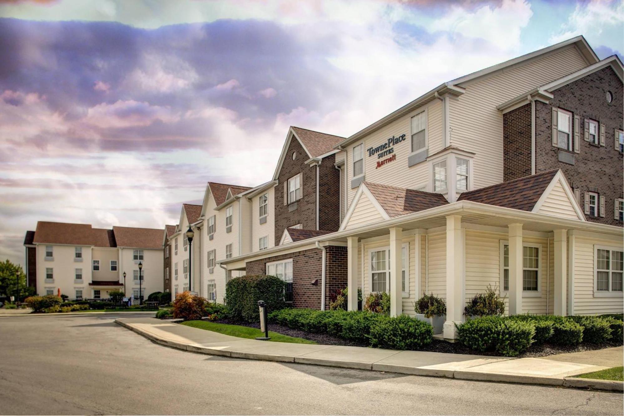 Towneplace Suites By Marriott Findlay Exterior photo